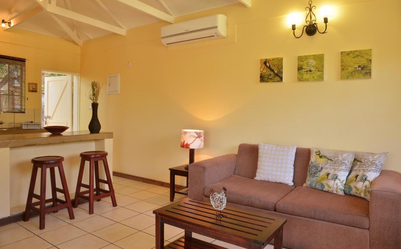 Chobe River Cottages Kasane Exterior photo