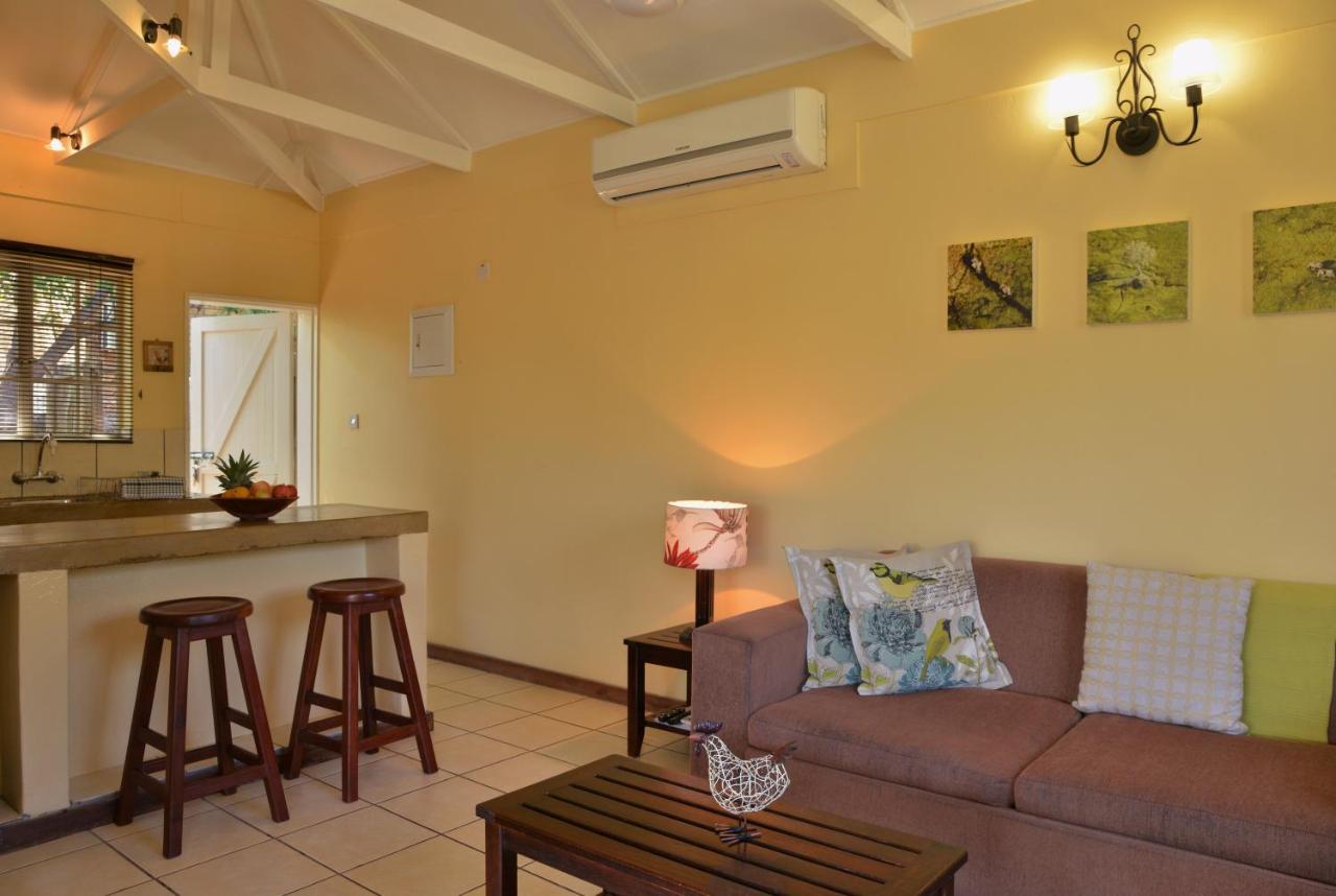 Chobe River Cottages Kasane Exterior photo