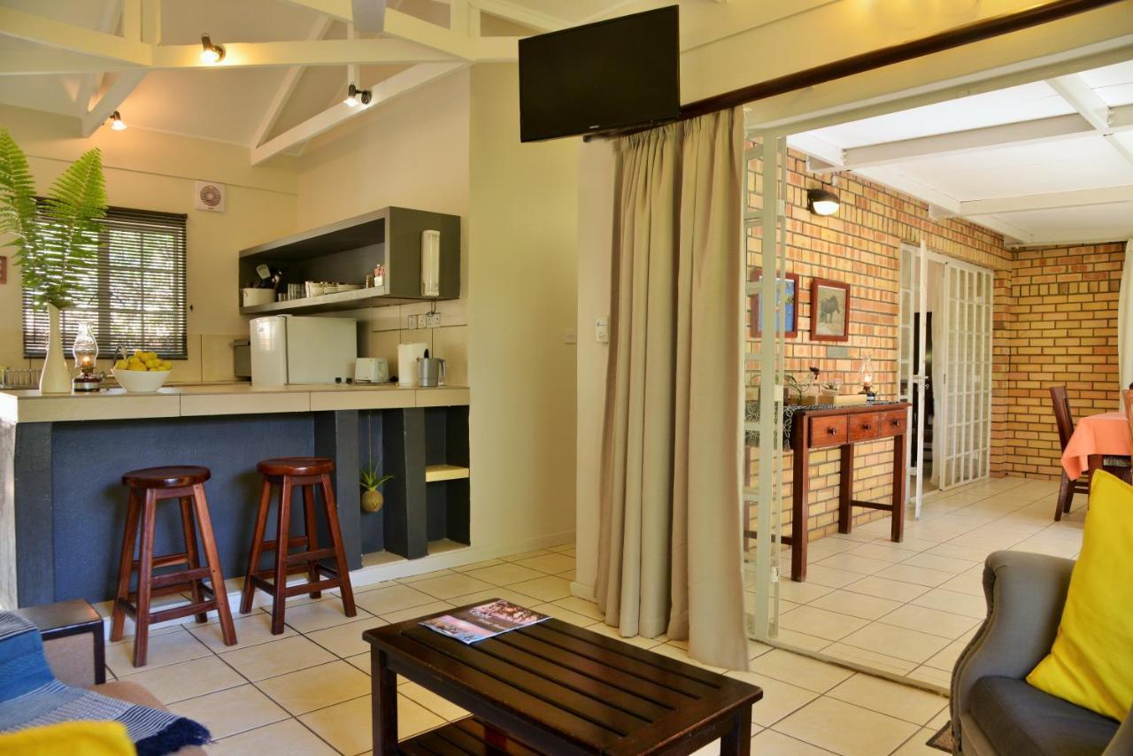 Chobe River Cottages Kasane Exterior photo